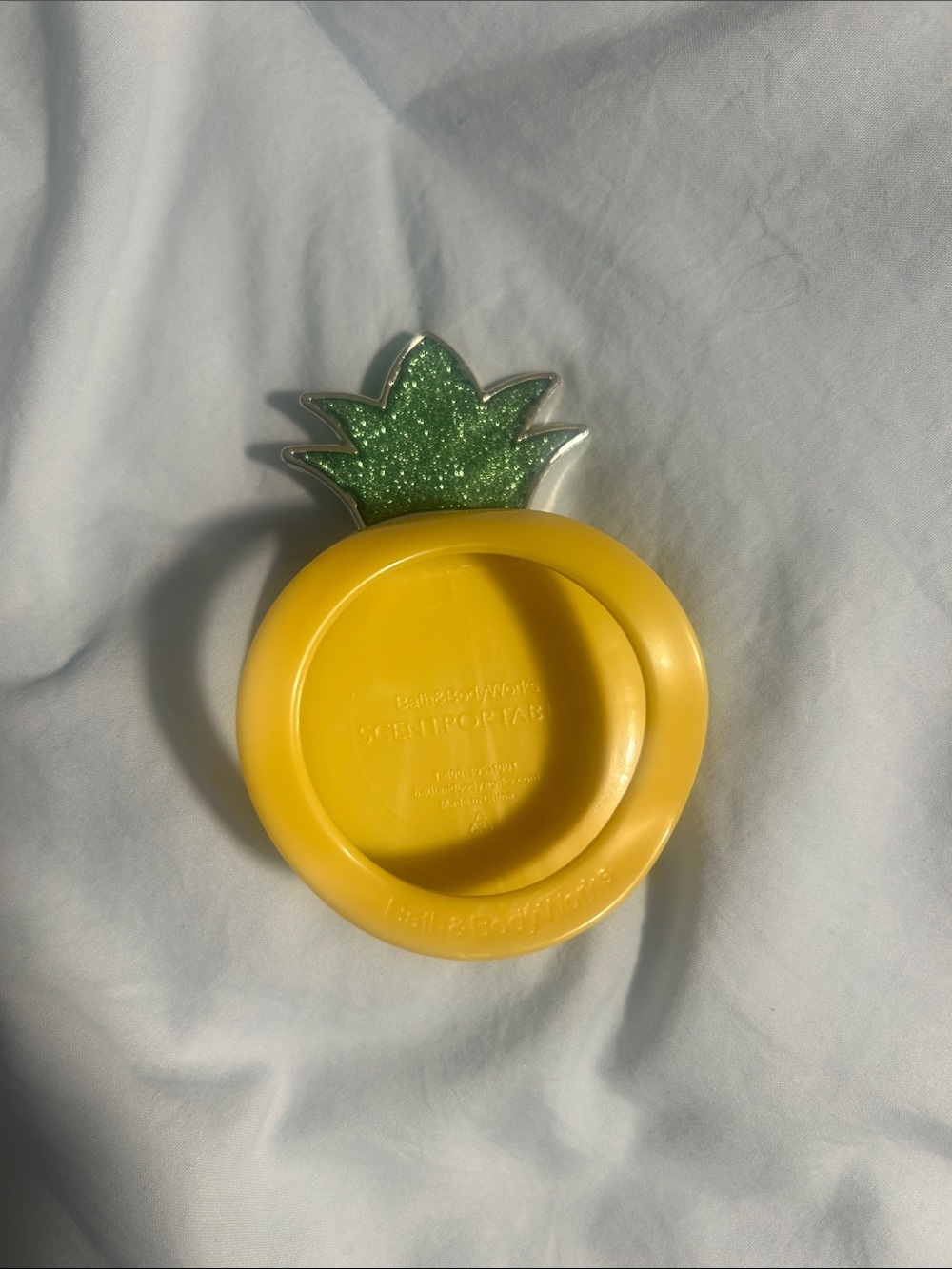 Bath & Body Works Pineapple Car Clip - Picture 3 of 4